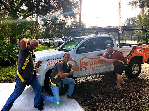 BFARR Contracting Solar Installation Team Posing In Front Of Truck